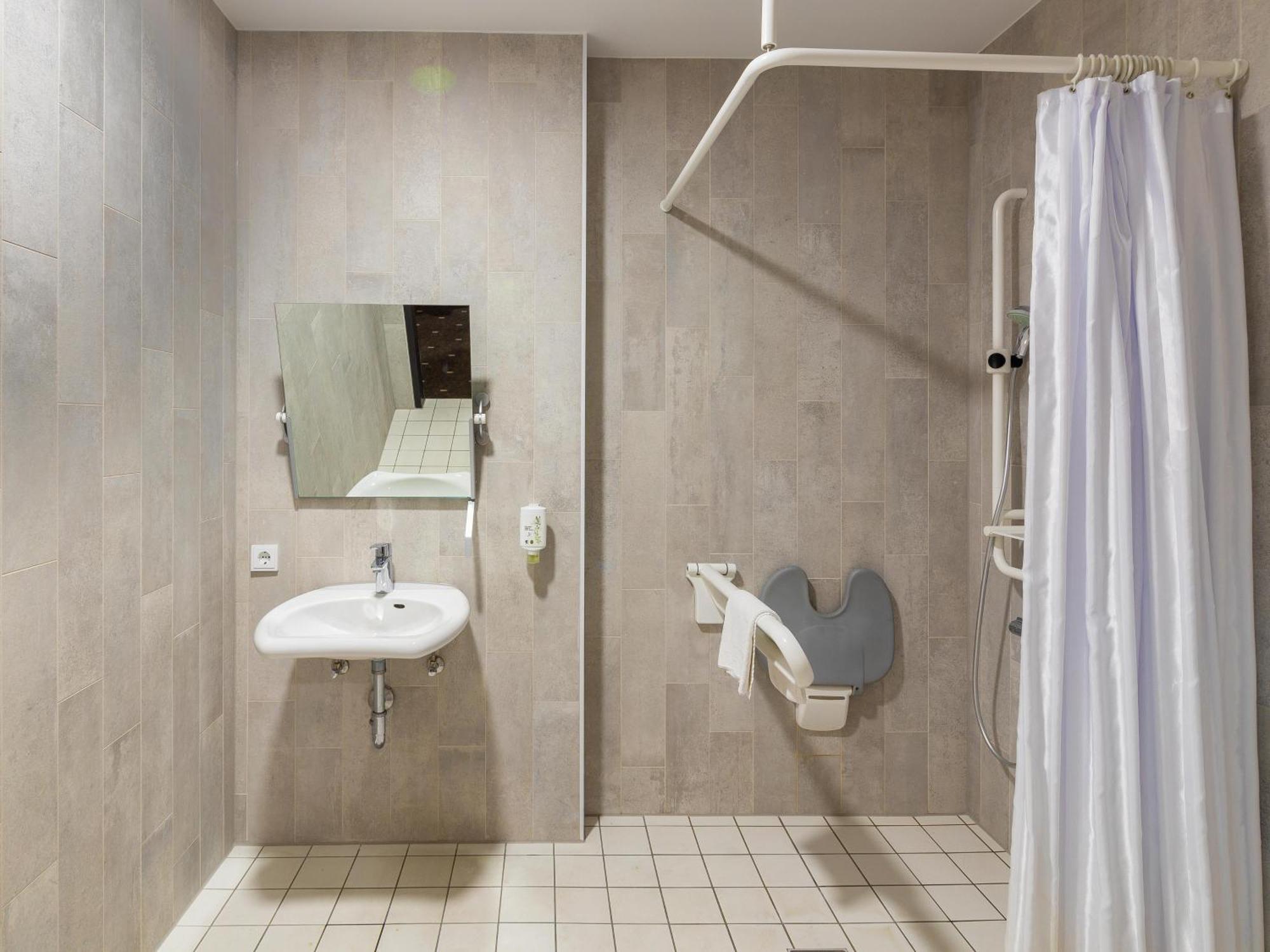B&B Hotel Moenchengladbach Exteriör bild
